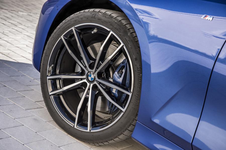 Колеса BMW 320d M Sport xDrive (G20) 2019 года  (WW) (фото 39 из 40)